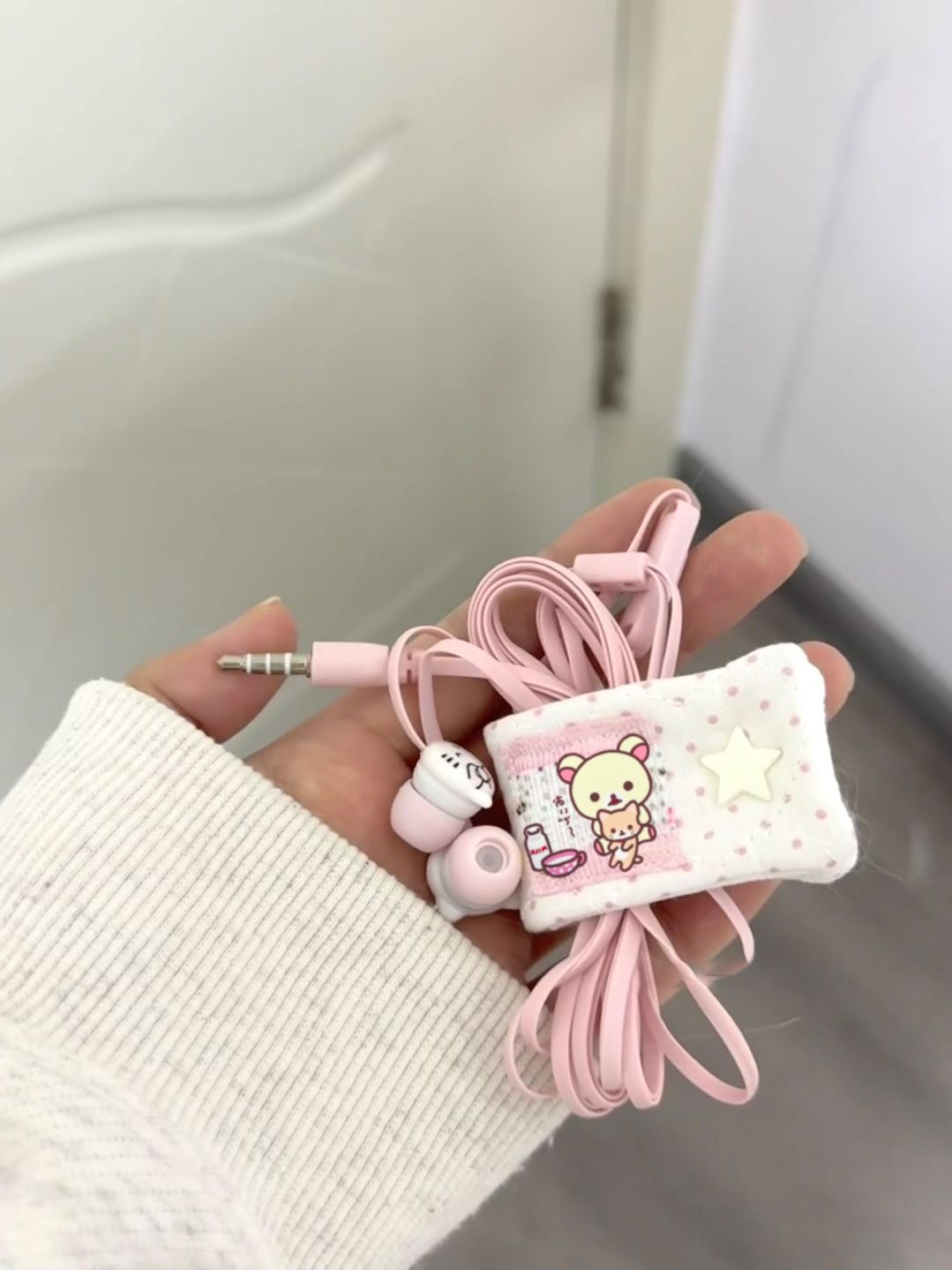 korilakkuma cable holder
